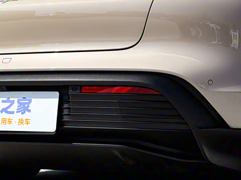 2022�� �Ŀ� Taycan