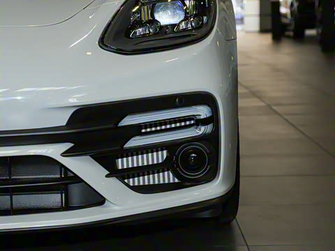 2021�� Panamera Turbo S �����ӳ��� 4.0T