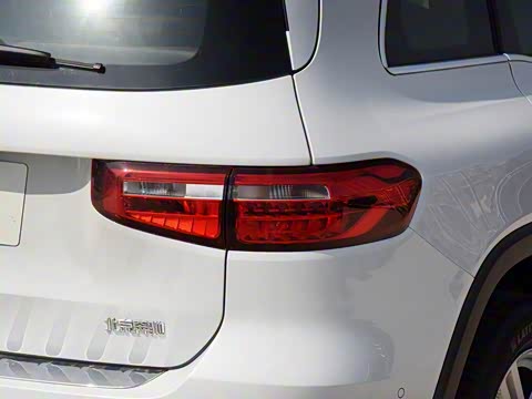 2020�� GLB 180 ʱ����