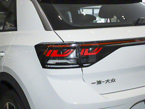 2025�� �Ŀ�� 300TSI DSG�����ǹ��