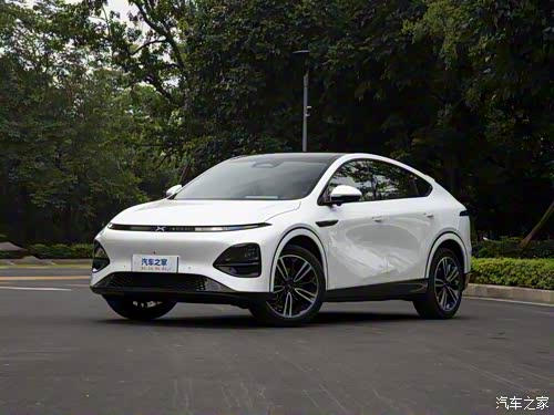 2023款 700 四驱性能 Max