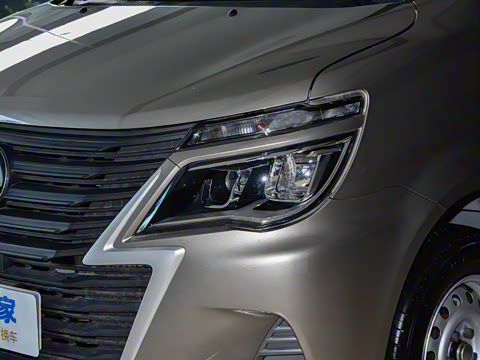 2024�� M5 1.6L ��׼��7��CNG