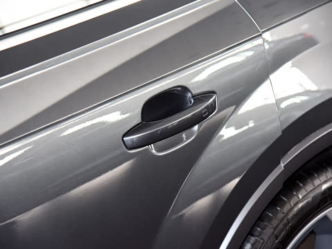 2022�� 55 TFSI quattro S line�˶���