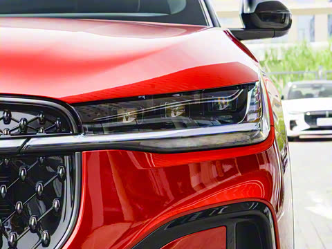 2025�� 2.0T ������������˹��