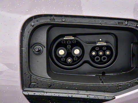 2025�� 650 ������