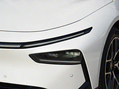 2025�� �������� Max �콢��