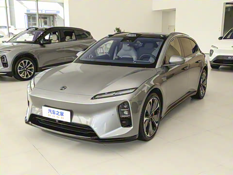 2025�� 75kWh Touring