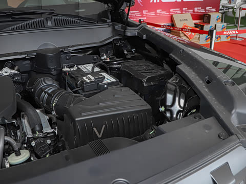 2025�� 2.0T 4WD Ultra