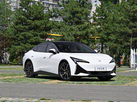 2025�� 630ULTRA���а� 390kW