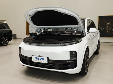 2025�� Ultra ���ܻ��°�