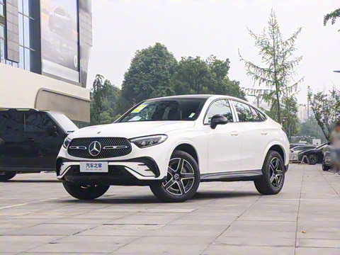 2025�� �Ŀ� GLC 260 4MATIC ����SUV