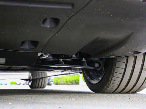 2023�� xDrive60L M�˶���װ