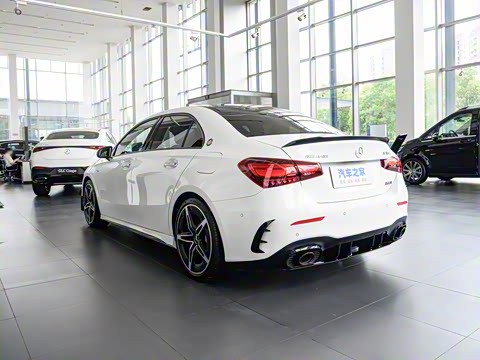 2025�� �Ŀ� AMG A 35 L 4MATIC