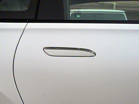 2025�� �Ŀ� S 680 4MATIC ��ҹ��