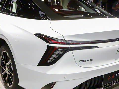 2025�� 2.0T ������