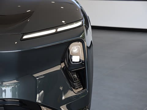 2025�� 102kWh ǩ����