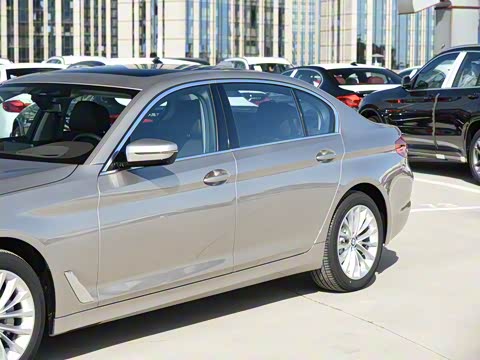2020�� 530Li ������ ������װ