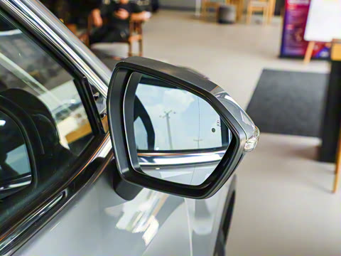 2025�� EcoBoost 170 ������