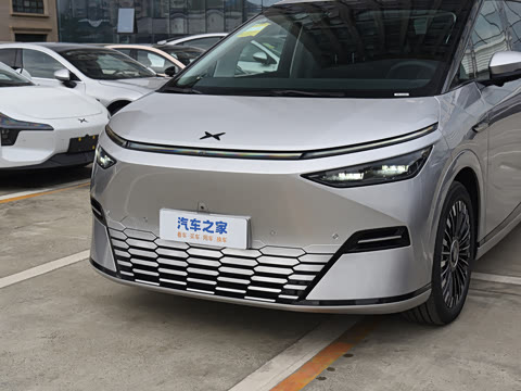 2025�� 702���������� Max