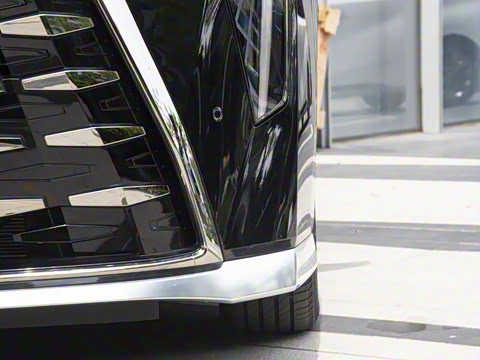 2025�� Ǭ��ϵ�� Ultra ͷ�Ȳ�