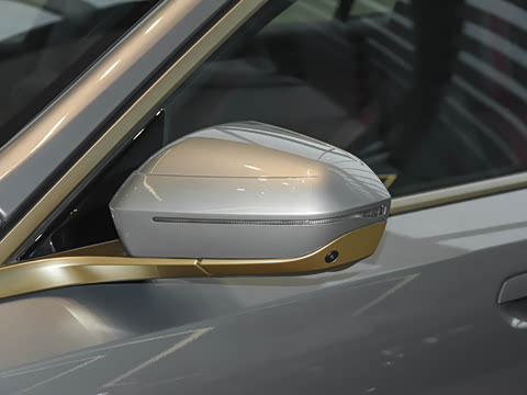 2025�� 530Li ������ ������װ