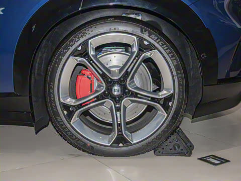 2025�� ������������������Max��