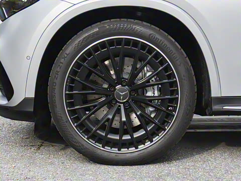 2025�� AMG GLC 43 4MATIC