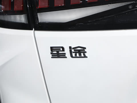 2025�� 210��������Pro����