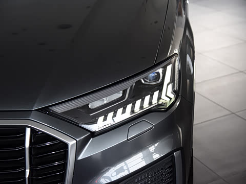 2022�� 55 TFSI quattro S line�˶���