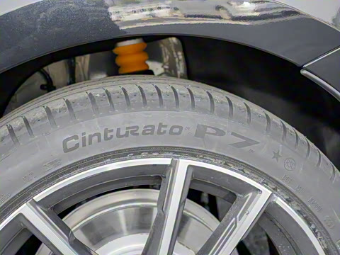 2022�� 320Li M�˶���װ