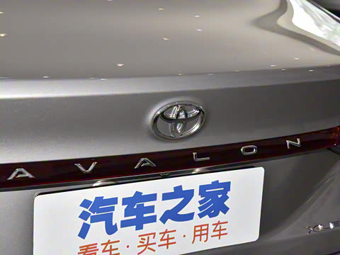 2023�� 2.0L XLE������