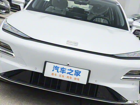 2025�� 130km EM-i ������