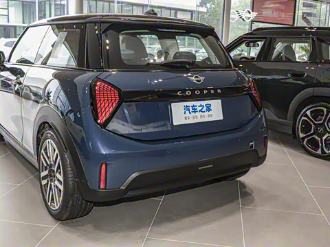 2025�� 1.5T COOPER ������