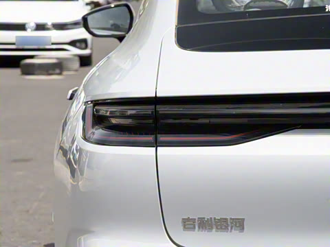 2025�� 130km EM-i ����