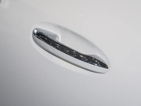 2025�� CLE 300 4MATIC �����ͽ��ܳ�