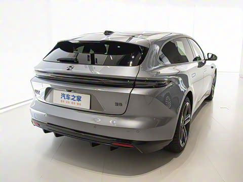 2025�� �ھ������ 75kWh Touring