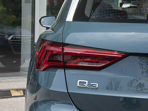 2025�� quattro 45�����ذ� 40TFSI ʱ�ж�����