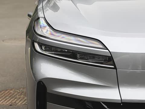 2025�� Ultra ������