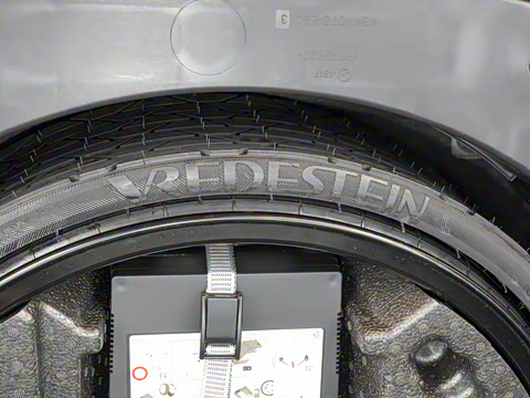 2022�� 55 TFSI ��ѩ�˶���