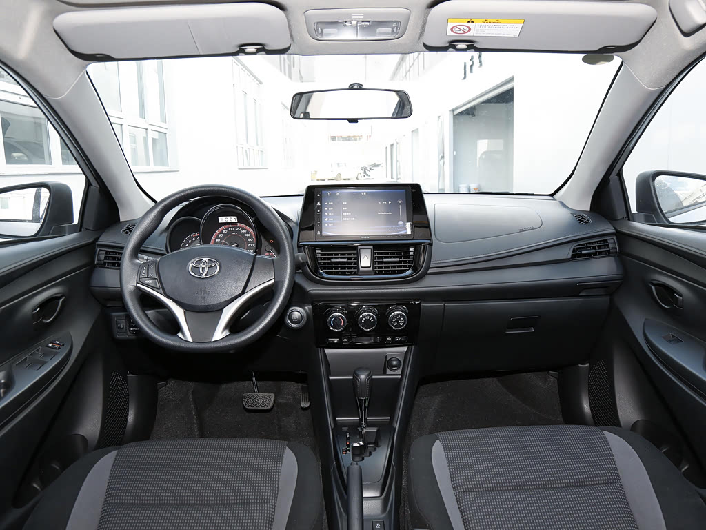 Toyota Vios IV, Седан: фото поколения