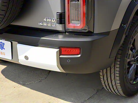 2025�� 2.0T 4WD Pro