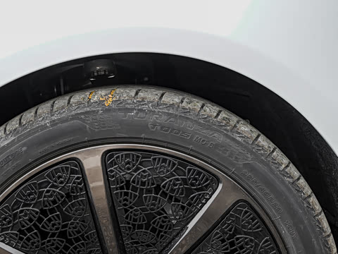 2025�� �Ŀ� S 680 4MATIC ��ҹ��