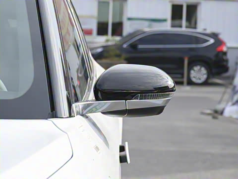 2022�� 653S+ 175kW