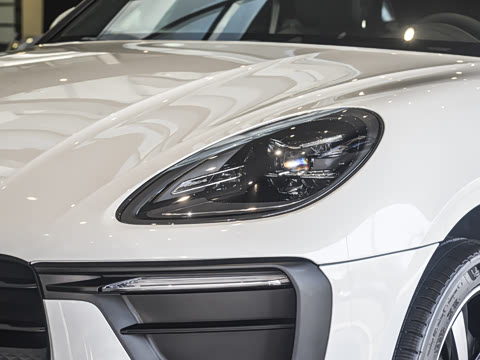 2025�� Macan 2.0T ���ΰ�