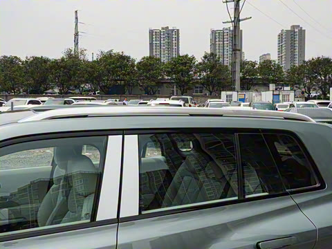 2025�� 501KM ����Pro��