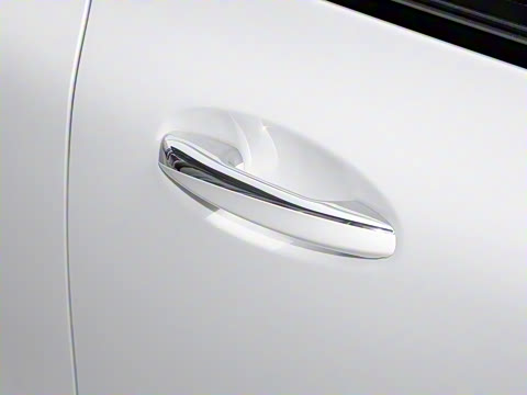 2023�� GLA 220 4MATIC