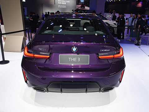 2025�� 330i 50����������