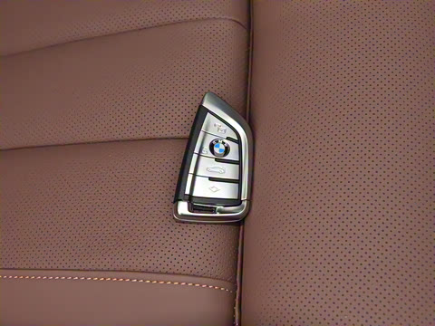 2022�� xDrive40i �����ͺ�����װ