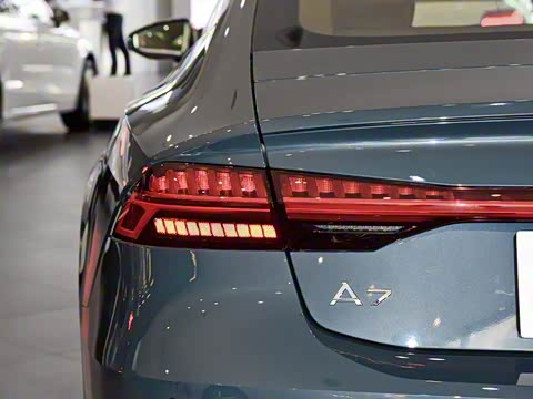 2020�� 40 TFSI ������