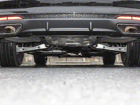 2025�� 200���������� 40 TFSI ���������� B&O ��ҹ��